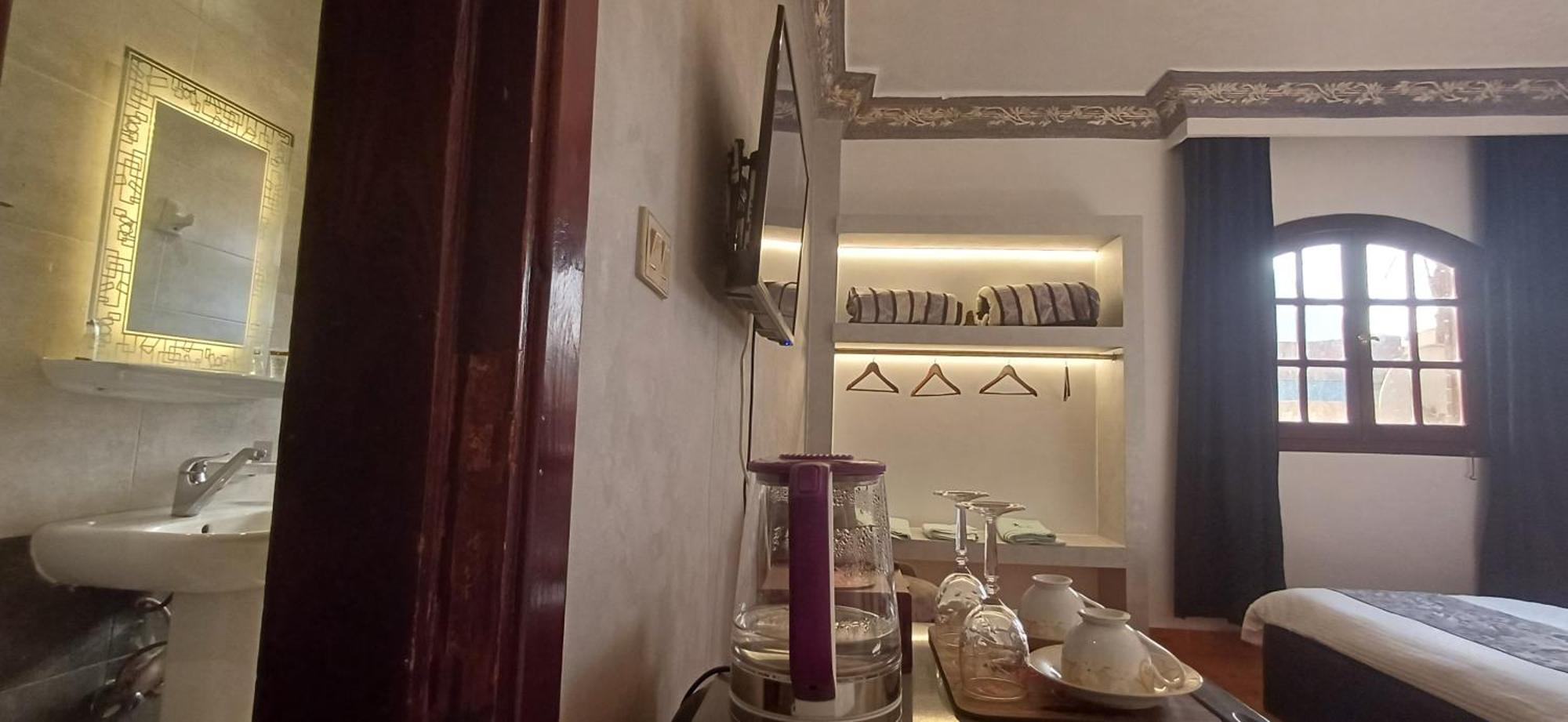 Pyramids Kingdom Hotel Kafrat al Jabal Exterior photo