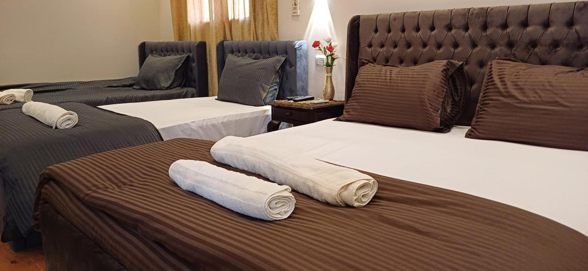 Pyramids Kingdom Hotel Kafrat al Jabal Exterior photo